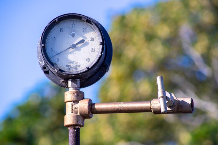 How Pressure Transmitters Improve Industrial Safety and Efficiency